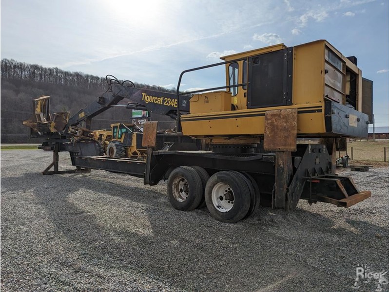 2016 Tigercat 234B Log Loader